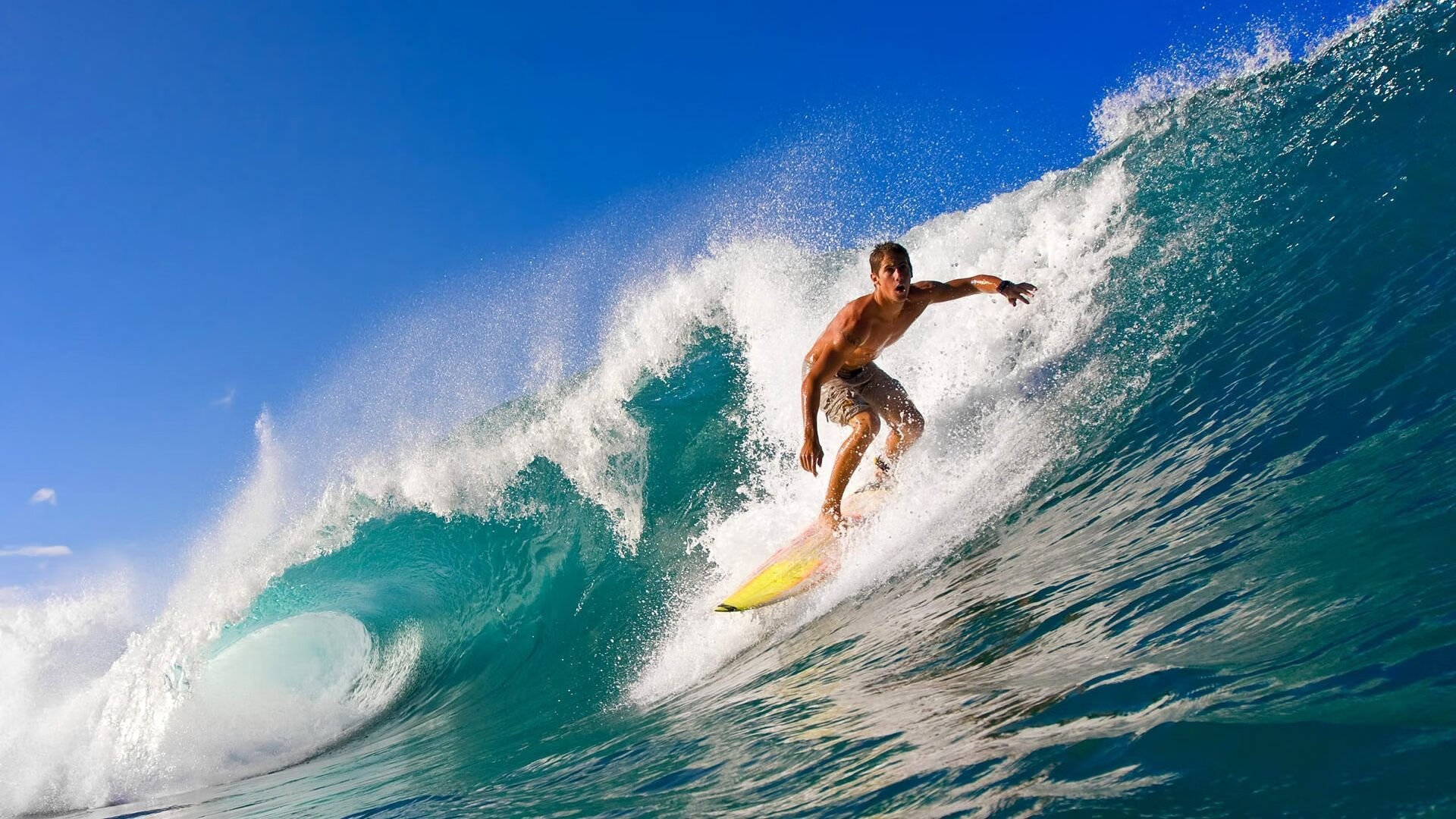 滑板城市障碍巡游赛 栏杆台阶路缘全被纳入评分